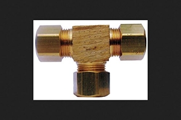 Picture of JMF COMPANY 4338141 JMF 1/2 in. Dia. x 1/2 in. Dia. x 1/2 in. Dia. Compression To Compression To Compression Yellow Brass (PK-2-EA)