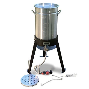 Picture of Bayou Classic 200-490 Bayou Classic 200-490 30-qt Aluminum Turkey Fryer Kit Features 30-qt Aluminum Stockpot w/ Lid Lift Hook and Rack 1-oz Seasoning Injector 12-in Fry Thermometer 19-in Tall Steel Cooker w/ 4-in Burner (EA)