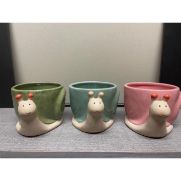 Picture of SULLIVANS ACE170 Sullivans Assorted Ceramic 16 in. H Snail Planter (PK-3-EA)